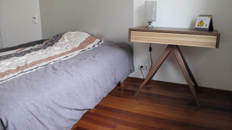 Console en Chêne et Angelique avec parquet en Gaïac